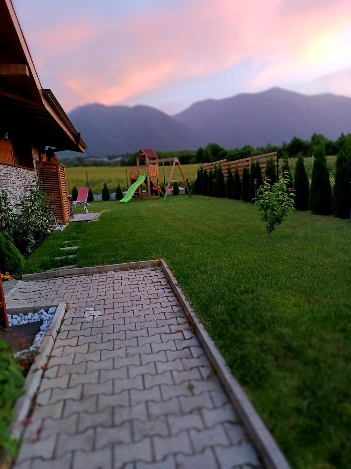 Mountain Villa Jordan- With Jacuzzi Razlog Værelse billede